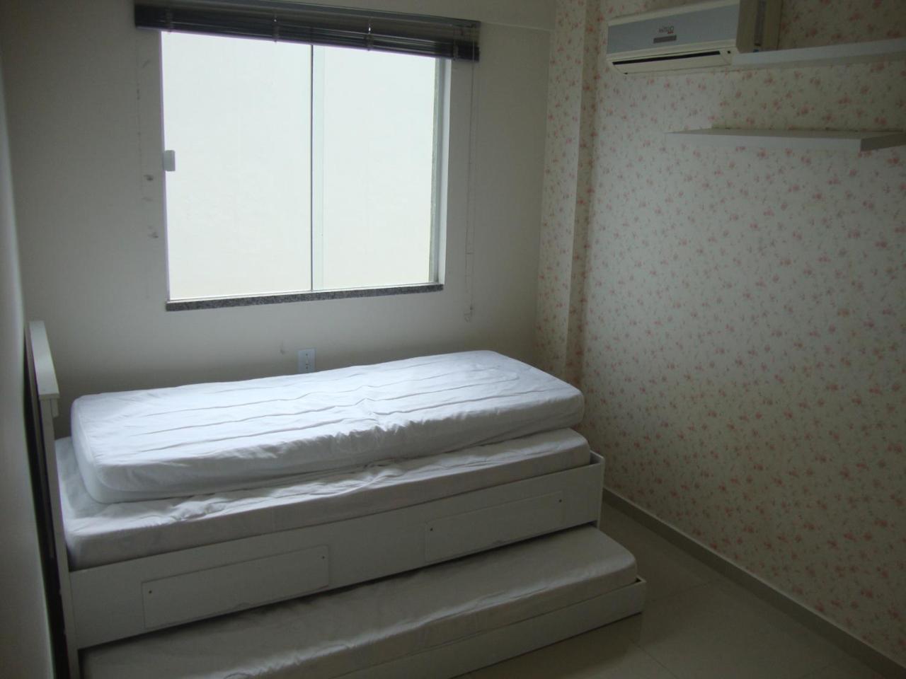 Apartamento Aluguel Temporada 邦比尼亚斯 外观 照片