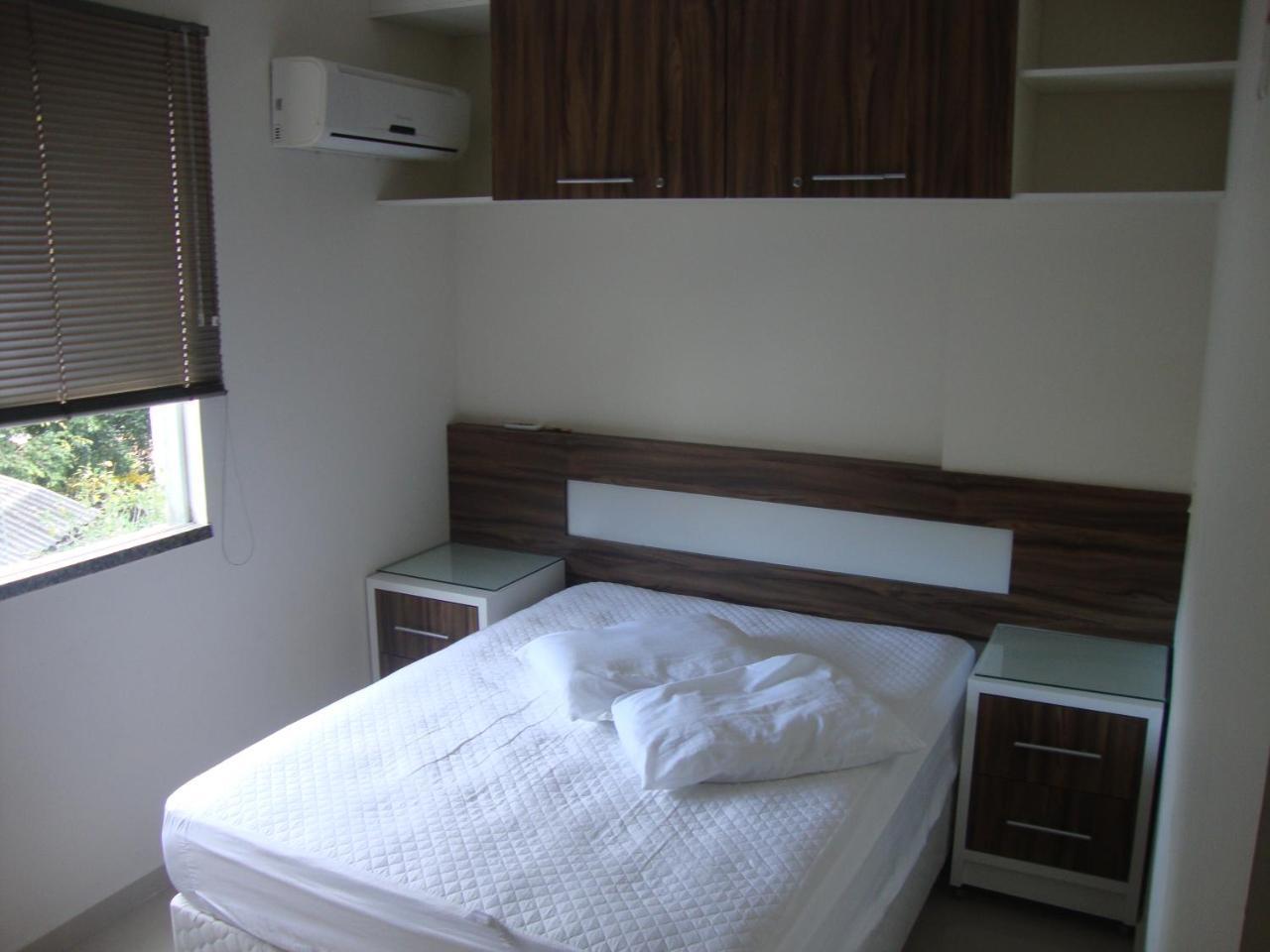 Apartamento Aluguel Temporada 邦比尼亚斯 外观 照片